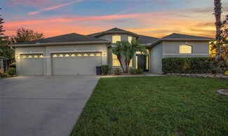 2995 Zander Dr, Grand Island, FL 32735
