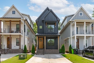 409 S Tunstall St, Apex, NC 27502