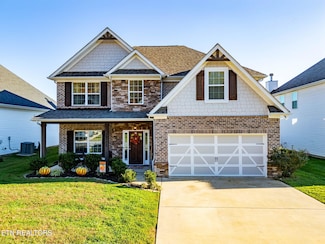 12170 Woodhollow Ln, Knoxville, TN 37932