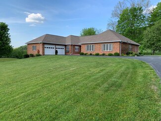 45 Mount Vista Ct, Bluefield, VA 24605