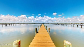 5327 Riverview Dr, Saint Augustine, FL 32080