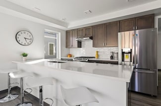 11 Dana Ave Unit 305, Boston, MA 02136