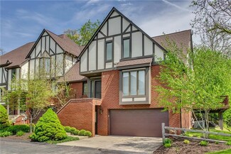 469 Dover Dr Unit 469, Pittsburgh, PA 15238