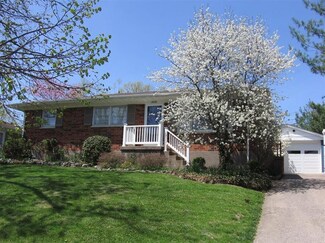 3505 Camelot Dr, Lexington, KY 40517