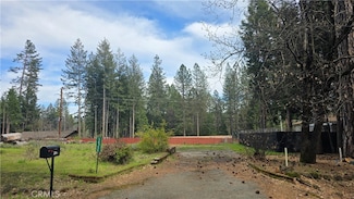 14738 Northwood Dr, Magalia, CA 95954