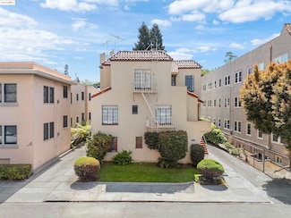 83 Glen Ave, Oakland, CA 94611