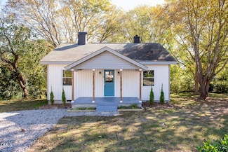 4 N 2nd St, Franklinton, NC 27525