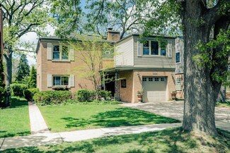 6624 N Kilbourn Ave, Lincolnwood, IL 60712