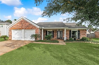 3040 Meadow Lake Dr E, Slidell, LA 70461