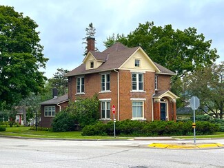 105 4th Grant Blvd W, Wabasha, MN 55981