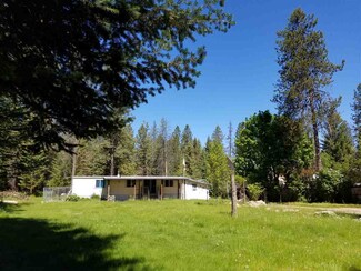 37409 N Lakeside Dr, Elk, WA 99009