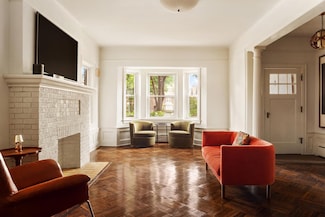 216 E 21st St, Brooklyn, NY 11226