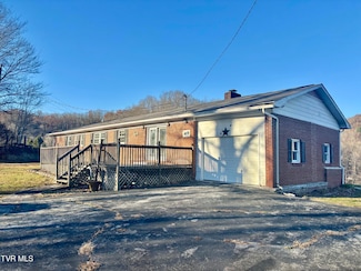 10027 Rellim Dr Rd, Coeburn, VA 24230