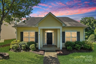 8710 Arrowhead Place Ln, Cornelius, NC 28031