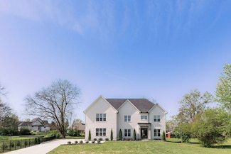 3038 Lakeshore Dr, Old Hickory, TN 37138