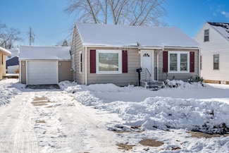 1620 Pierce Ave, Rockford, IL 61103