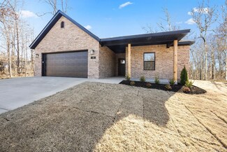 5 Daventry Ln, Bella Vista, AR 72714