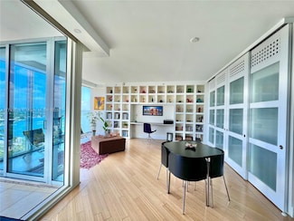 601 NE 36th St Unit 1403, Miami, FL 33137