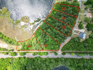 41 Lake Holley Cir, Defuniak Springs, FL 32433