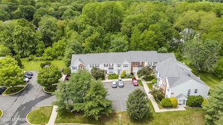 33 Oliver Ct Unit 1, Freehold, NJ 07728