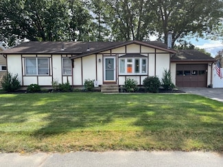 72 Ross Ave, Chicopee, MA 01020