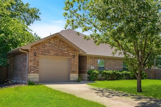 1002 Susan Dr, Garland, TX 75040