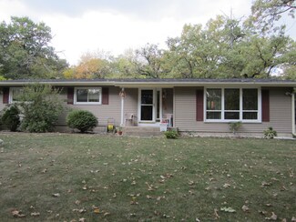 9901 Glen Ln, Union, IL 60180