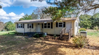 3925 Phelps Rd, Vale, NC 28168