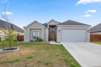 136 Greg Ln, Jarrell, TX 76537