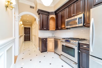 1042 Bloomfield St Unit 4, Hoboken, NJ 07030