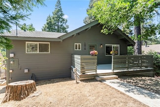 1016 Berne Dr, Crestline, CA 92325