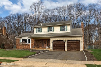 63 Laura Ave, Edison, NJ 08820