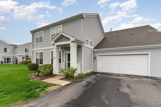 310 Cascade Ln Unit 310, Oswego, IL 60543