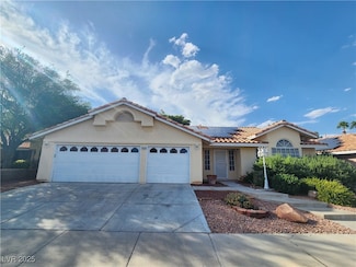 8220 Desert Beach Dr, Las Vegas, NV 89128