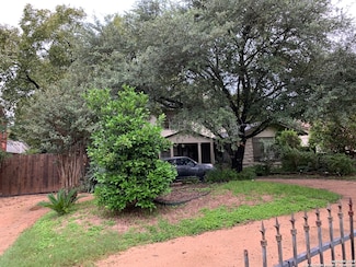 319 E Terra Alta Dr, San Antonio, TX 78209