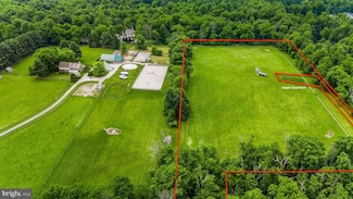 2 Indian Run Rd, Glenmoore, PA 19343