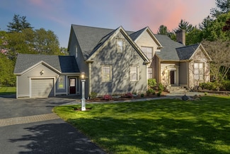 23 Darlene Dr, Southborough, MA 01772