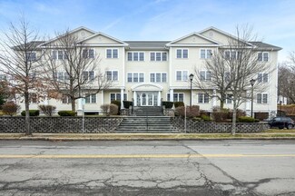 974 Main St Unit 35, Wakefield, MA 01880