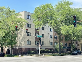 6954 N Sheridan Rd Unit 412, Chicago, IL 60626