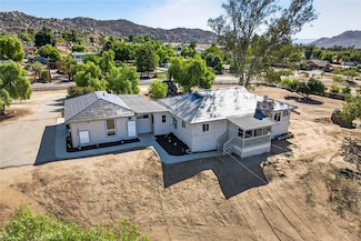 23560 Gunther Rd, Sun City, CA 92585