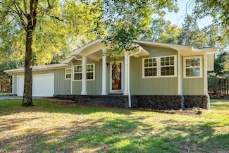 2 Paul's Ln, Conway, AR 72032