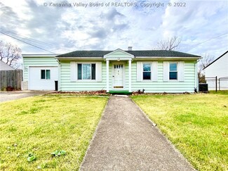 119 Howard St, New Haven, WV 25265