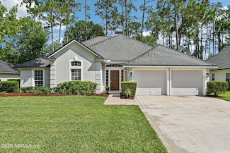 1916 Woodlake Dr, Fleming Island, FL 32003