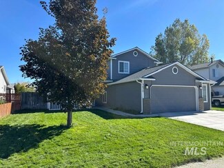 1670 Targhee St, Mountain Home, ID 83647