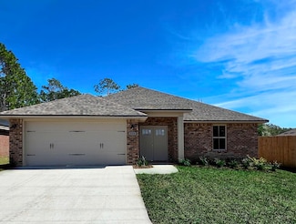 320 Cassady Ln, Crestview, FL 32539