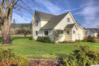 41267 Larwood Dr, Scio, OR 97374