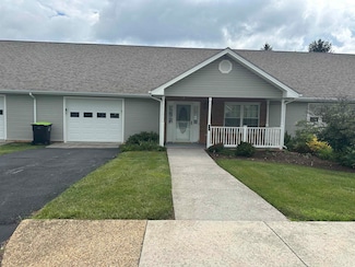 228 Wheatland Ct, Christiansburg, VA 24073