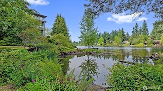 19428 Aurora Ave N Unit 332, Shoreline, WA 98133