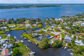 1615 NW Bay Tree Cir, Stuart, FL 34994
