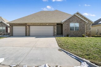 678 N Montego St, Nixa, MO 65714